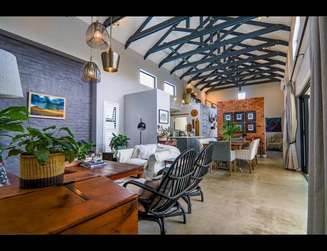 3 BEDROOM HOUSE FOR SALE IN COPPERLEAF ESTATE